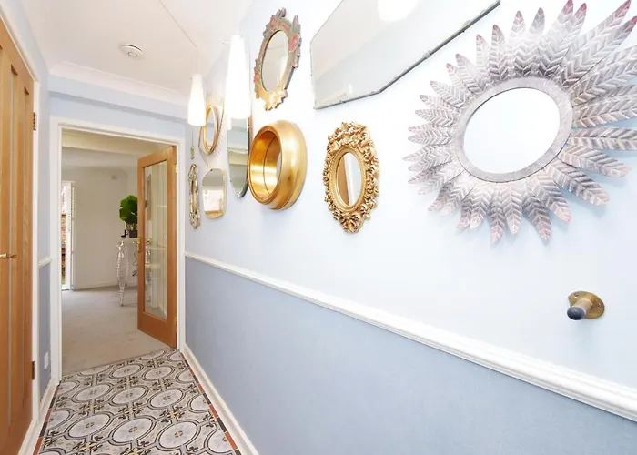 Monkgate Mews - 3 Bed In Centre With Free Parking *